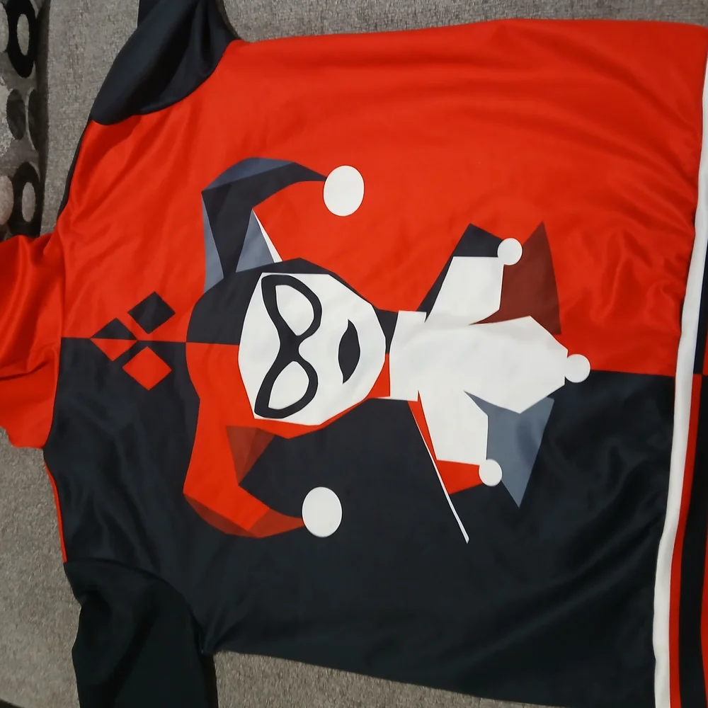 Harley Quinn Red and Black Hoodie Jacket - Picture 2 of 4